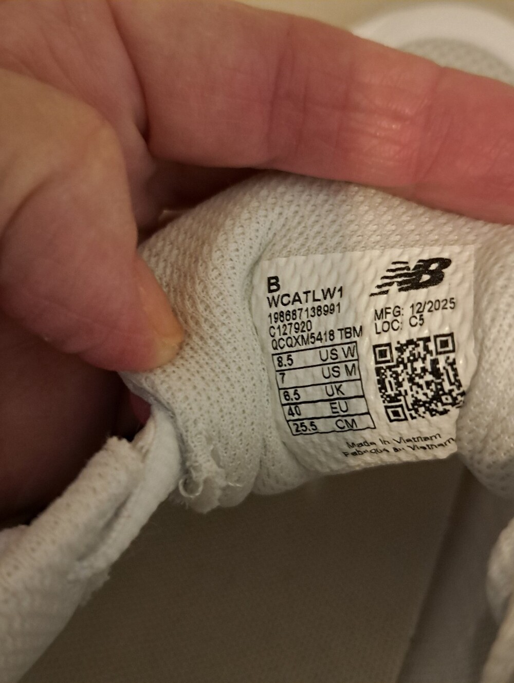 Brand New New Balance White Training Running Shoes 40EU
